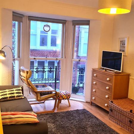 Burlington Beach Apartments 브라이턴 외부 사진