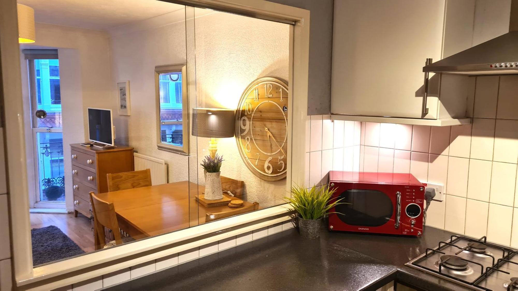 Burlington Beach Apartments 브라이턴 외부 사진